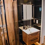Jbhotels Premium Hanza Tower 4*