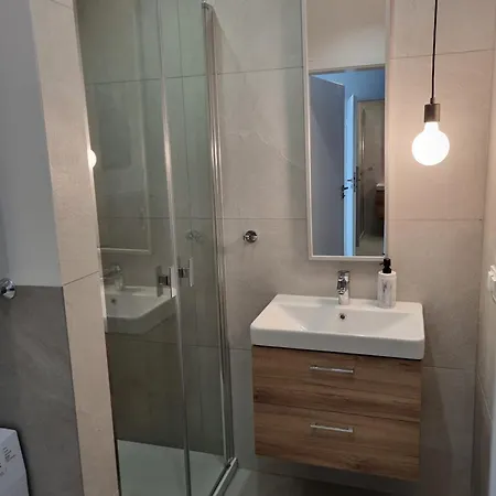 Appartement Jbhotels Hanza Tower Deluxe 4*