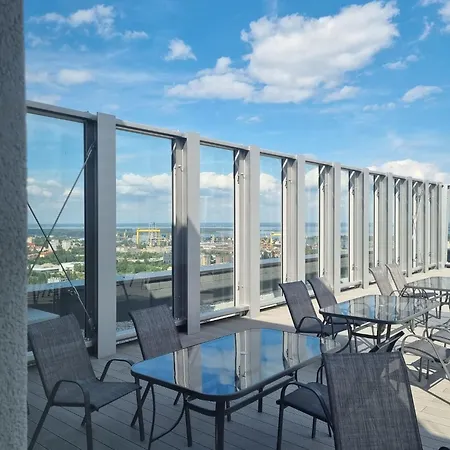 Jbhotels Premium Hanza Tower Apartament