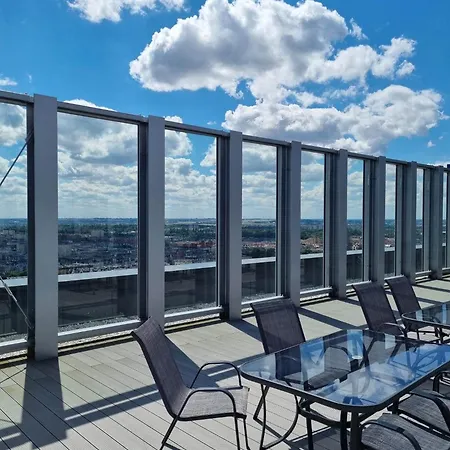 Appartamento Jbhotels Hanza Tower Deluxe 4*