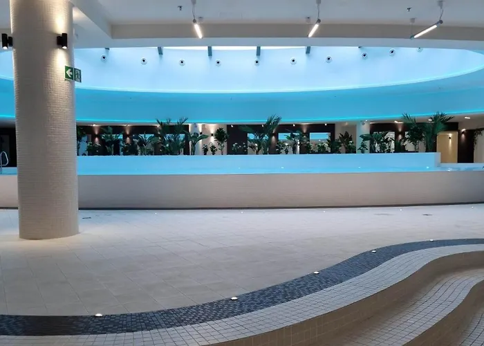 Jbhotels Hanza Tower Deluxe 4*